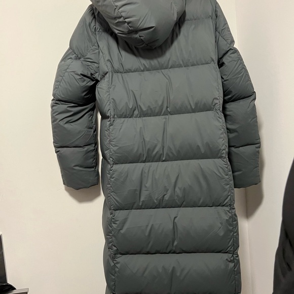 COPY - Babaton The Duvet Puffer - Picture 5 of 6